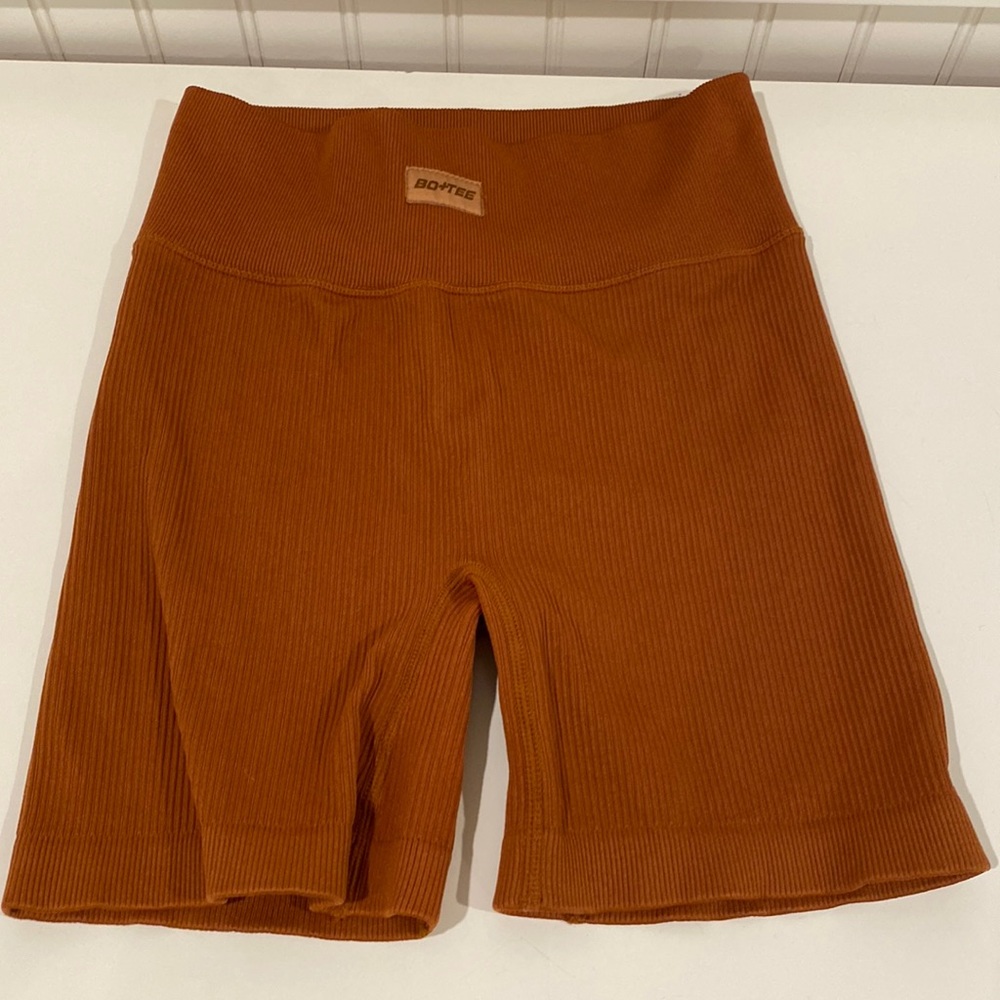 Bo and Tee biker shorts